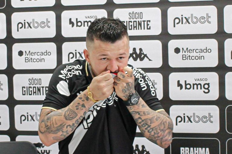 Rossi irá desfalcar o Vasco contra o Internacional