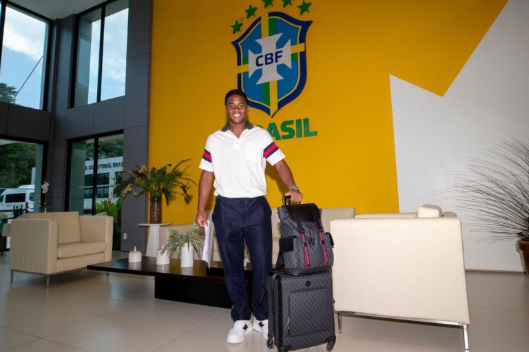Endrick em ação pela Seleção Brasileira