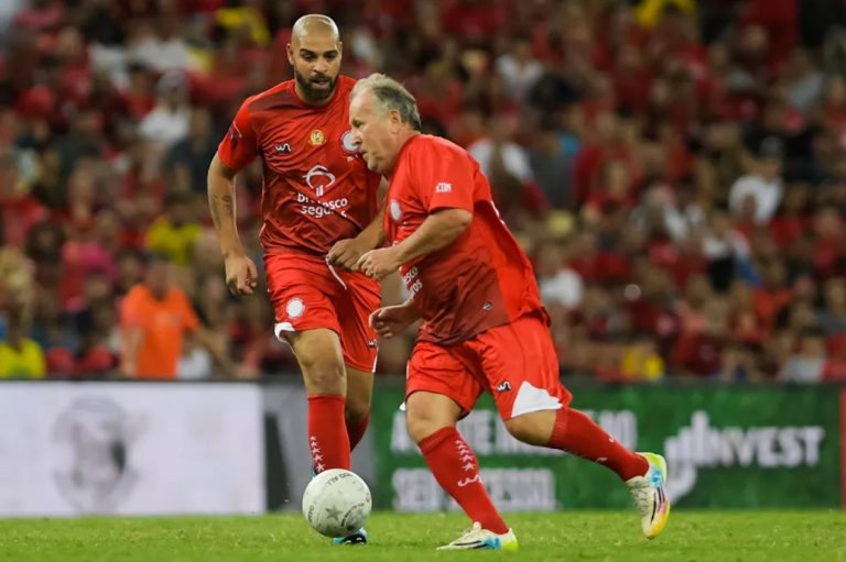 Zico é organizador do Jogo das Estrelas