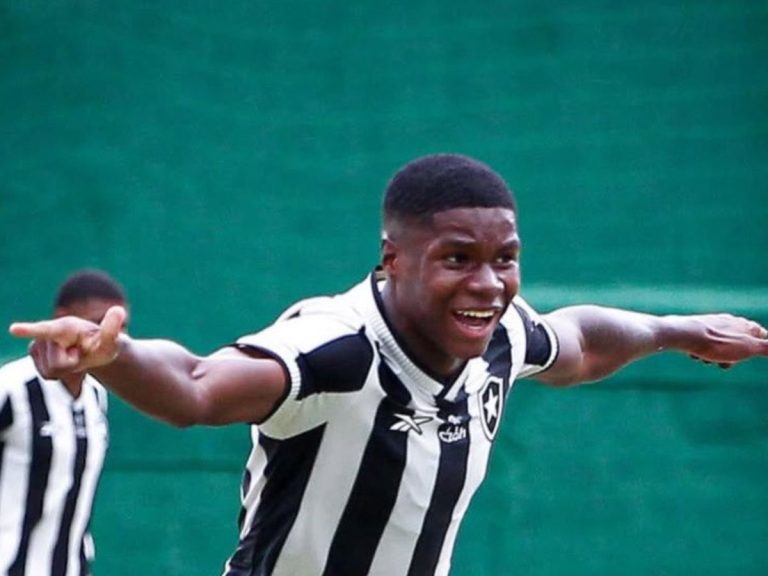 Saiba quem é Kadir: a joia panamenha da base do Botafogo que pode enfrentar o Grêmio