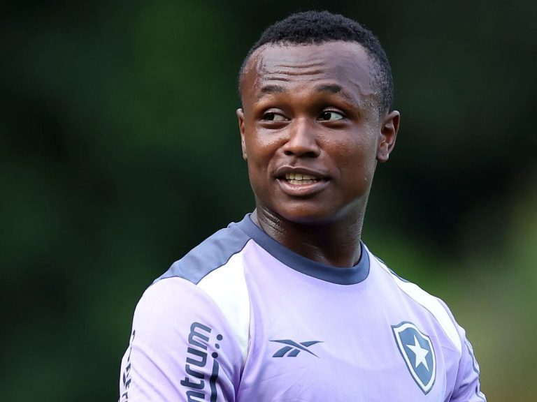 Botafogo: saiba o tempo de recuperação da lesão de Nathan Fernandes