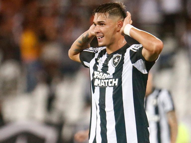 Mateo Ponte renova com Botafogo: saiba salário, tempo de contrato e multa rescisória