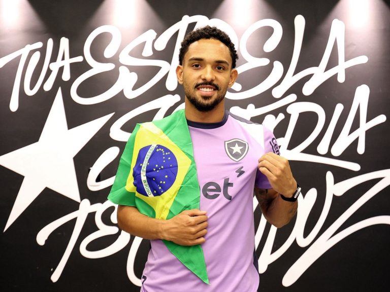 Vitinho joga? Veja a escalação do Botafogo contra o Vasco pela Copa do Brasil