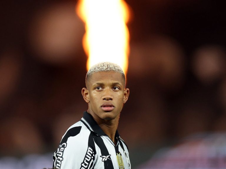 Lesionado, Danilo é desfalque para o Botafogo; veja prazo de recuperação