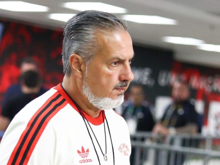 José Boto e Bruno Henrique disparam contra arbitragem em Flamengo x Estudiantes