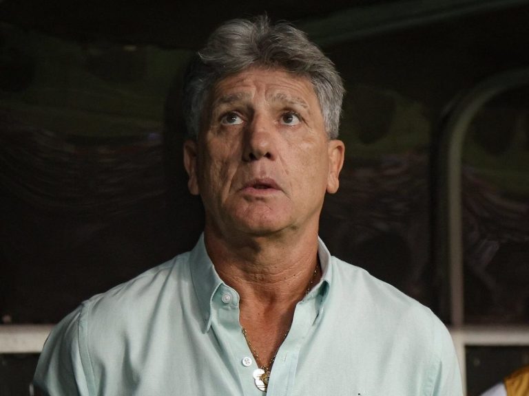 Renato Gaúcho cita diferença financeira entre Fluminense e Lanús: "pés no chão"