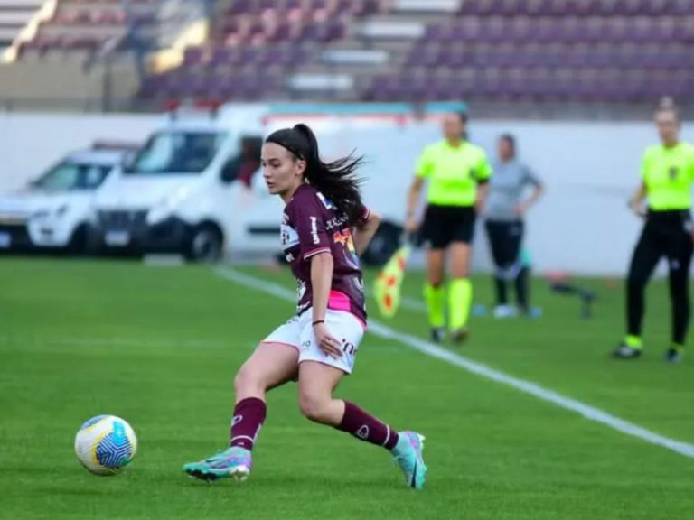 Ferroviária: Em busca do tricampeonato, Júlia Beatriz exalta evolução na Libertadores Feminina