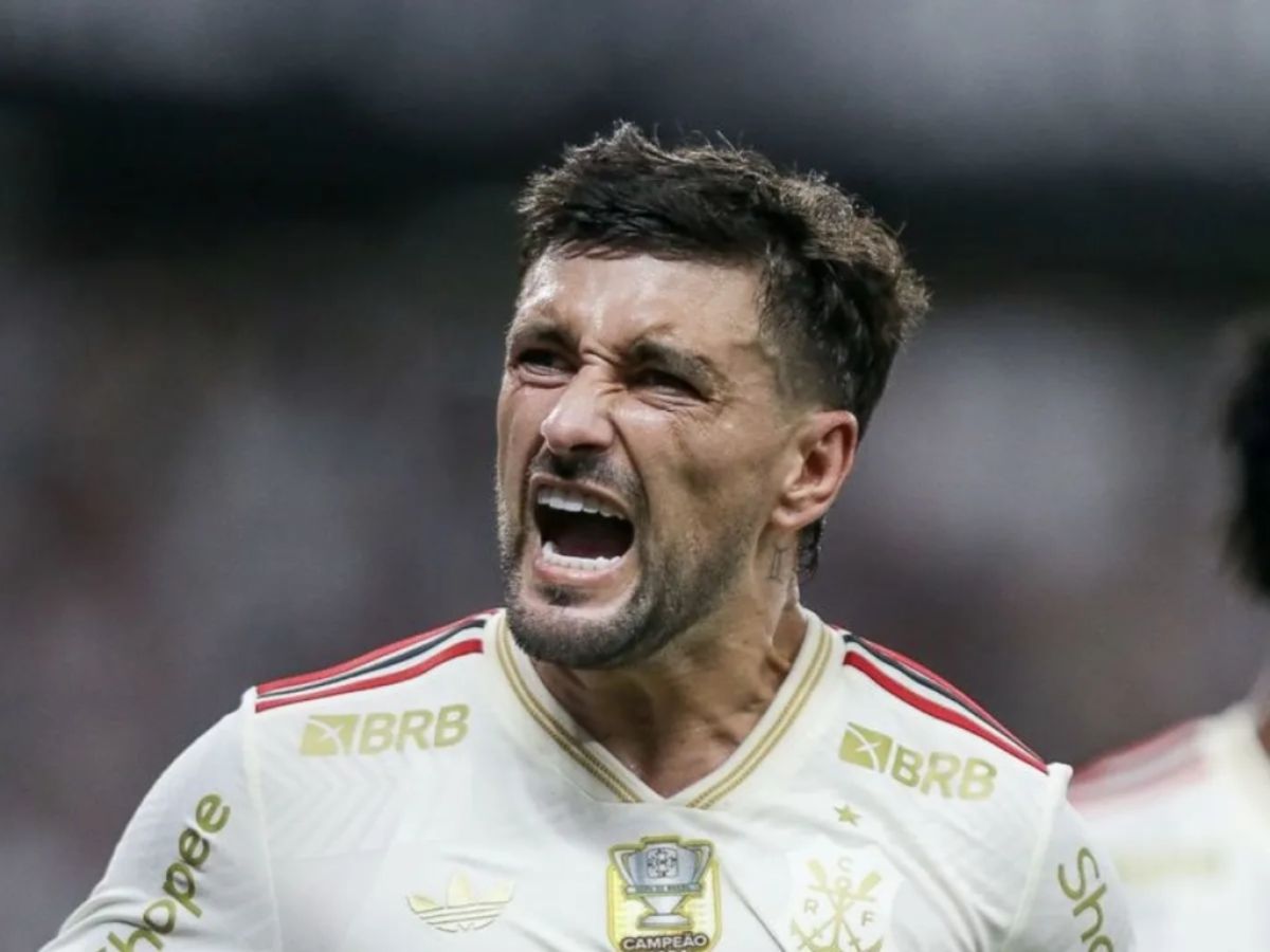 Arrascaeta, Zico e outros: veja os jogadores com mais assistências na história do Brasileirão