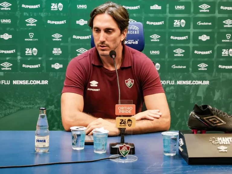 Zubeldía perde Freytes e prepara mudanças no Fluminense para enfrentar o Internacional