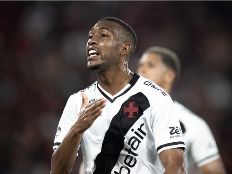 Vasco x Fluminense: Arsenal envia ‘olheiros’ para observar atacante Rayan