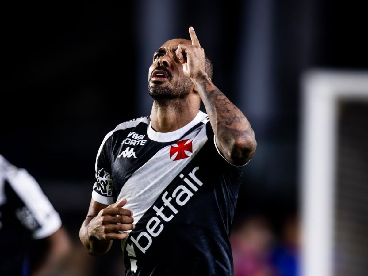 Convocado, Paulo Henrique pode virar desfalque do Vasco no Brasileirão