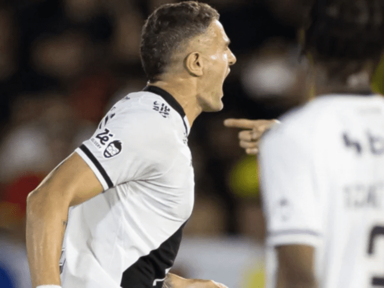 Pablo Vegetti brilha em vitória do Vasco