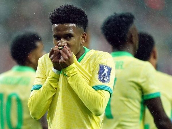 Brasil x Senegal: Estêvão comemora resultado e projeta futuro na Seleção