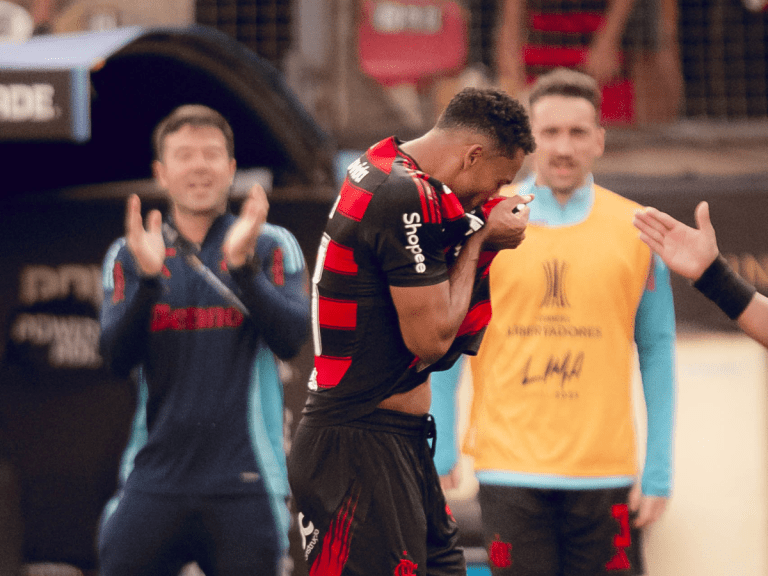 Danielo comemora título